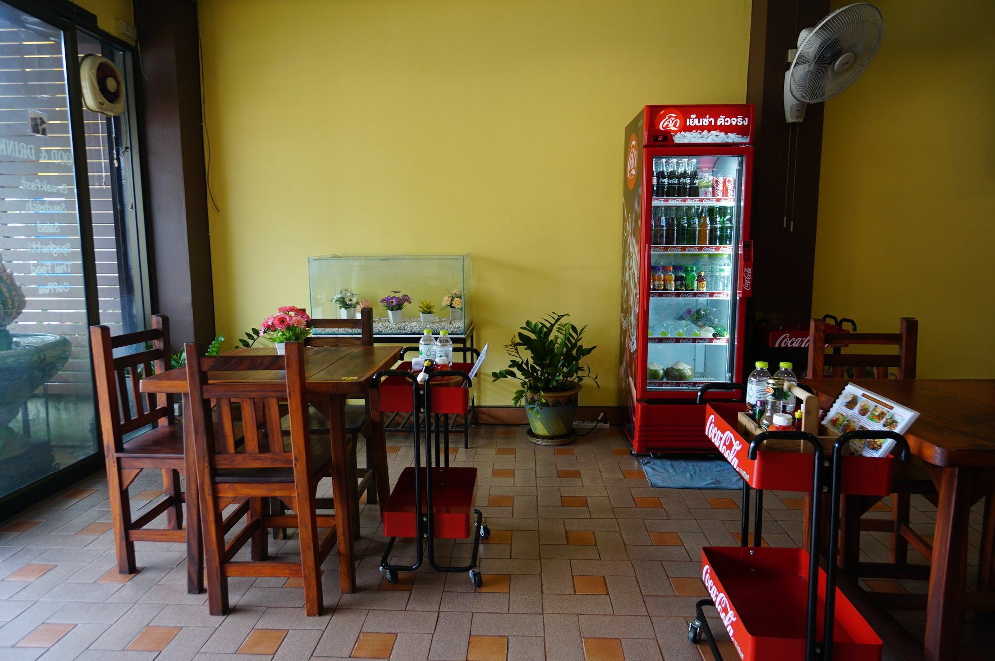 Kookkai House Hostel Patong ภายนอก รูปภาพ